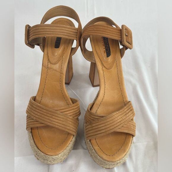 Schutz Women's Blisse Nubuck Sandal Tan Suede Sz 10.5 - Picture 3 of 7